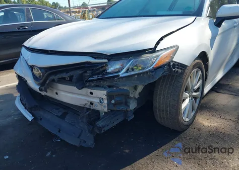 2018 Toyota Camry Le из США, поврежденный, VIN JTNB11HK7J3022655